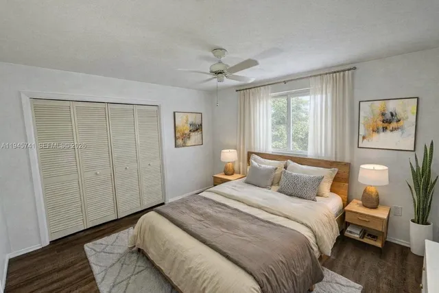 $1,500 | 5100 Rilma Avenue, Sarasota, FL 34234