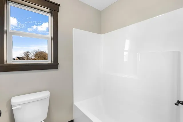 $689,900 | 13566 Birdsong Pth, Rosemount, MN 55068