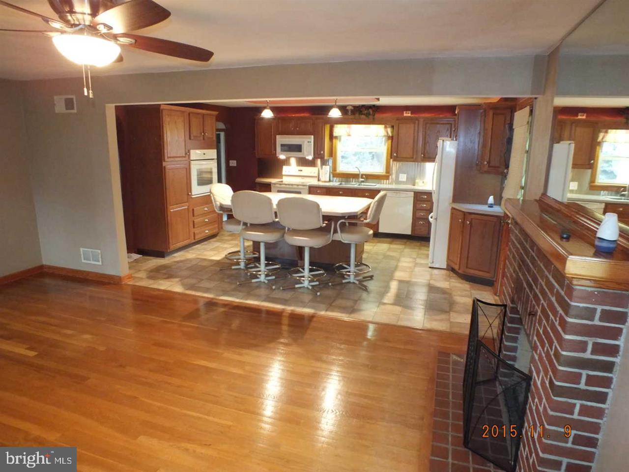 3431 Sycamore Road Dover, PA 17315 - Photo 4 of 32 Gallery Image 4