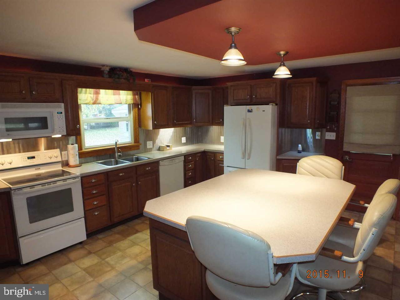 3431 Sycamore Road Dover, PA 17315 - Photo 6 of 32 Gallery Image 6