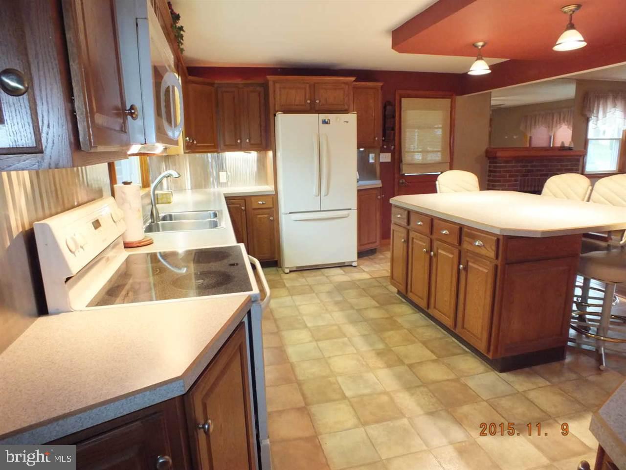 3431 Sycamore Road Dover, PA 17315 - Photo 7 of 32 Gallery Image 7