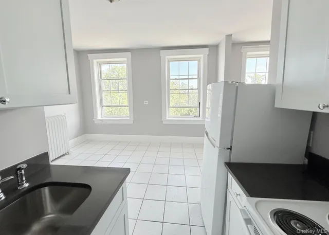 $2,000 | 132 West Boston Post Road, Unit 5, Mamaroneck, NY 10543