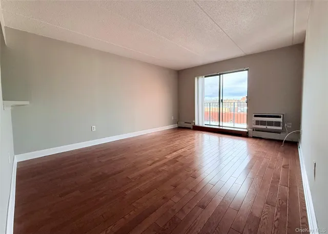 $2,000 | 132 West Boston Post Road, Unit 5, Mamaroneck, NY 10543