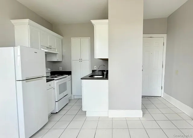 $2,000 | 132 West Boston Post Road, Unit 5, Mamaroneck, NY 10543