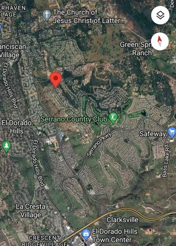 a view of a outdoor space