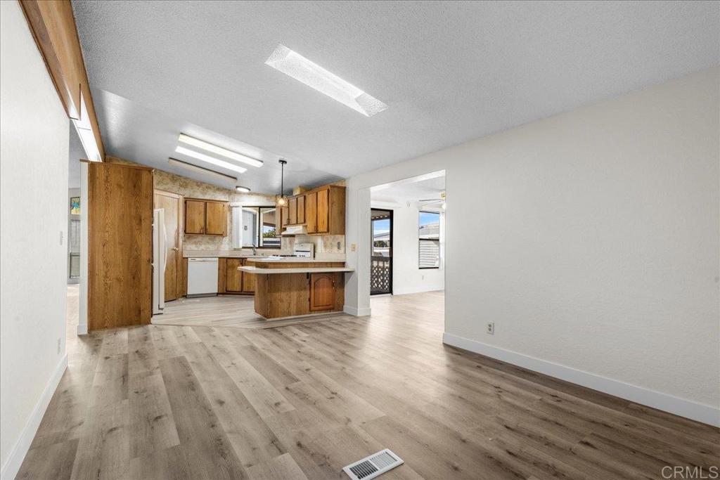 1925 Otay Lakes Road, Unit 136 Chula Vista, CA 91913 - Photo 8 of 24