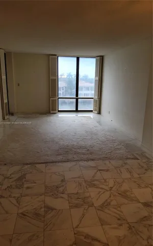 $250,000 | 1600 South Ocean Drive, Unit 5B, Hollywood, FL 33019