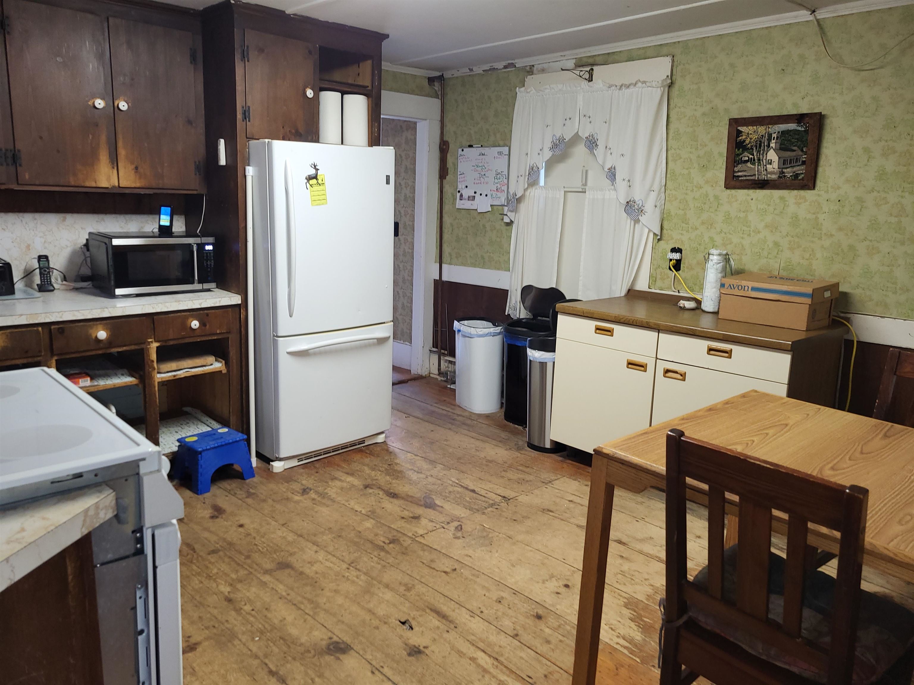 774 Center Road Lyndeborough, NH 03082 - Photo 17 of 32 Gallery Image 17