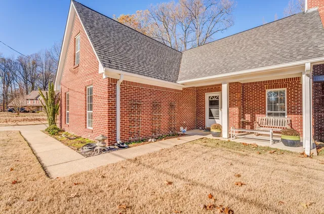 $325,000 | 42 Wilshire Lane, Atoka, TN 38004