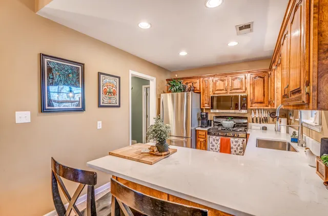 $325,000 | 42 Wilshire Lane, Atoka, TN 38004