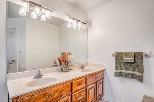 $325,000 | 42 Wilshire Lane, Atoka, TN 38004