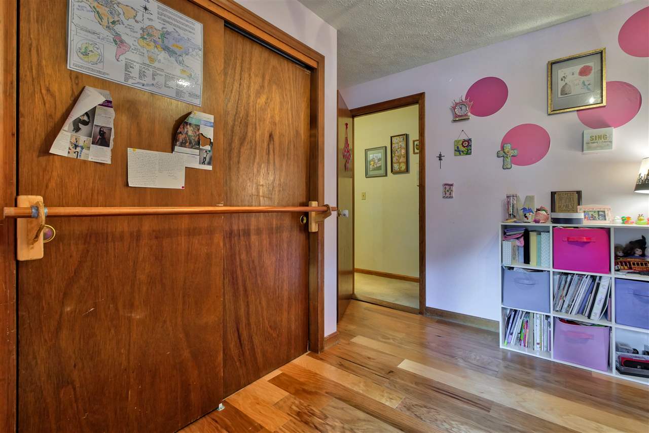 127 Taylor Road Peterborough, NH 03458 - Photo 18 of 25