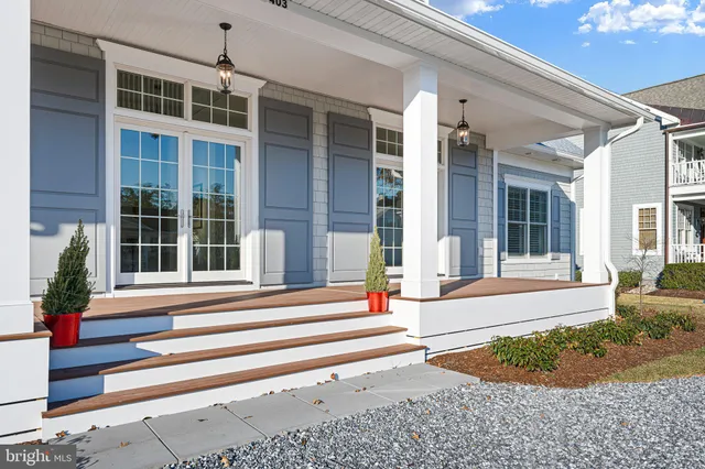$2,200,000 | 403 Canal Way East, Bethany Beach, DE 19930