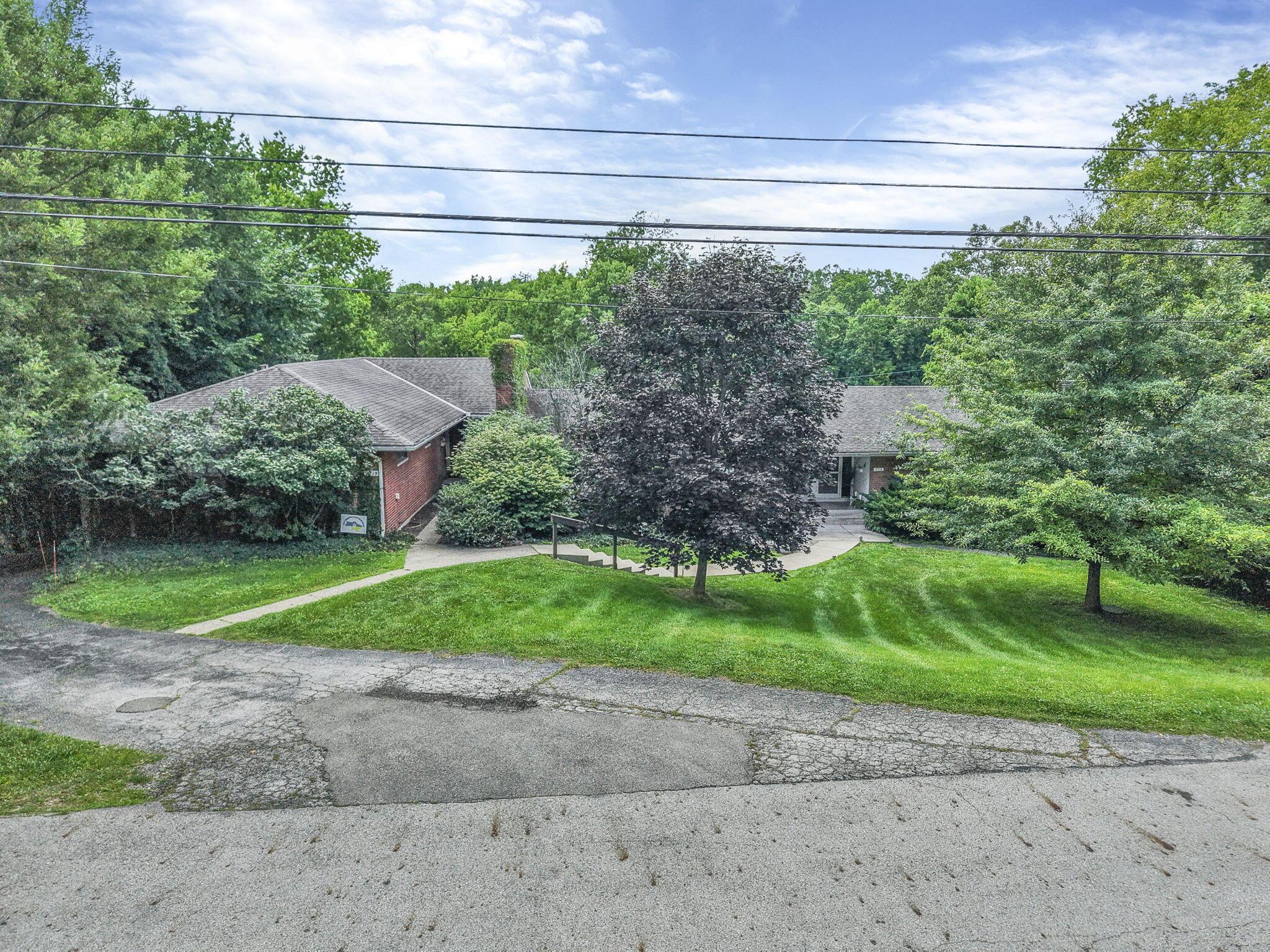 2715 Charing Road Upper Arlington, OH 43221 - Photo 12 of 19 12-web-or-mls-DJI_20260708134800_0049_D