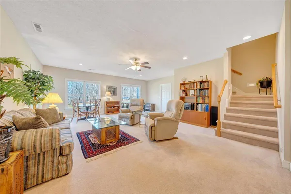 $669,000 | 335 Camellia Place, Moneta, VA 24121
