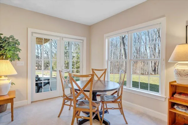 $669,000 | 335 Camellia Place, Moneta, VA 24121