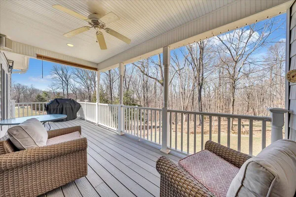 $669,000 | 335 Camellia Place, Moneta, VA 24121