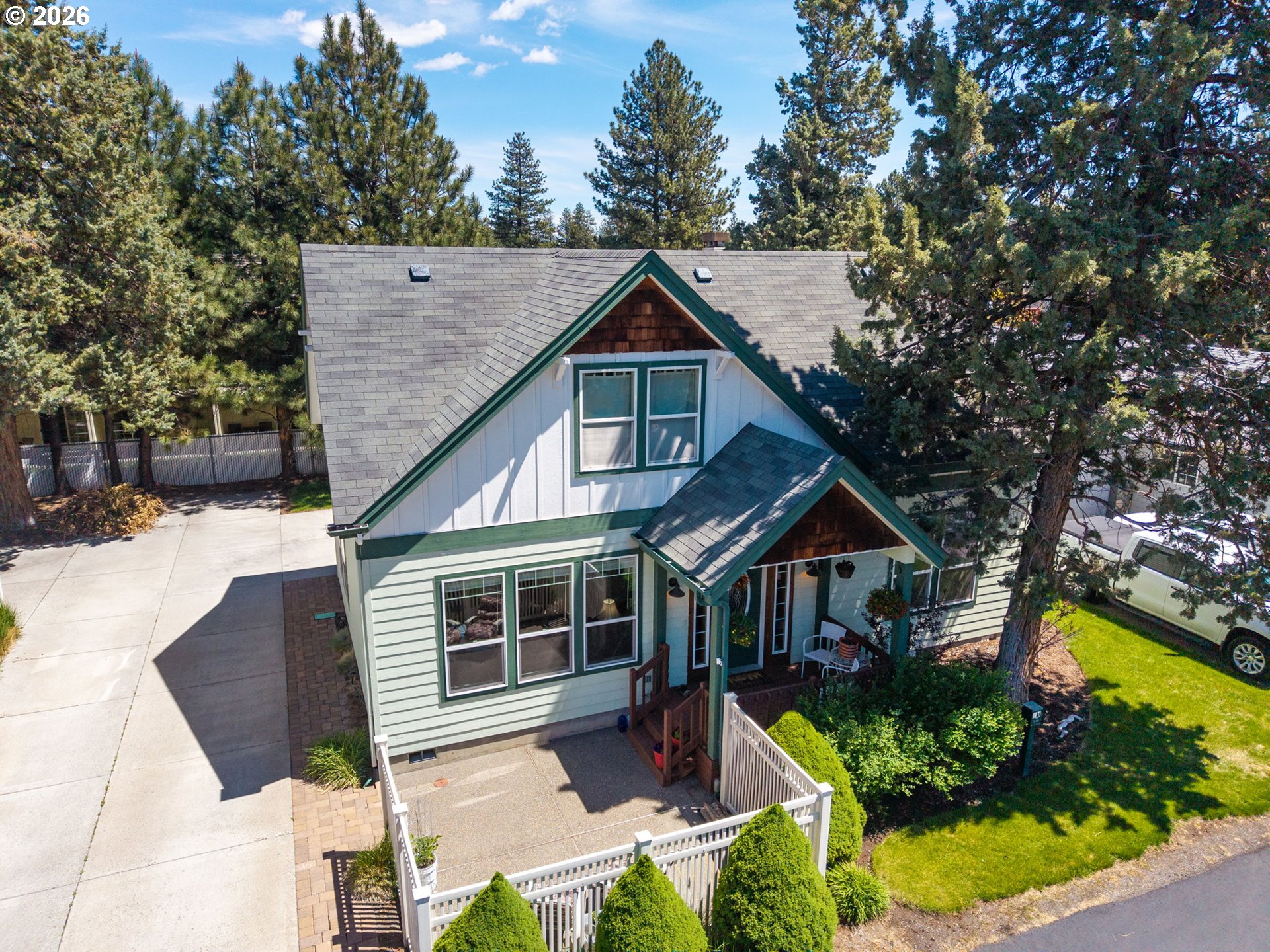 538 North Tam Rim Drive Sisters, OR 97759 - Photo 3 of 45 a house view with a outdoor space
