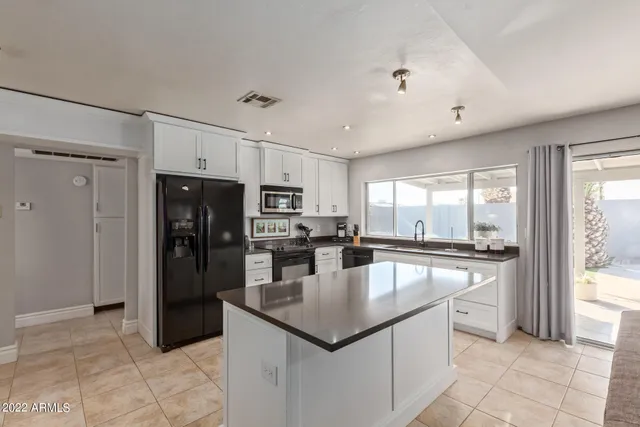 $3,500 | 5337 East Gelding Drive, Scottsdale, AZ 85254