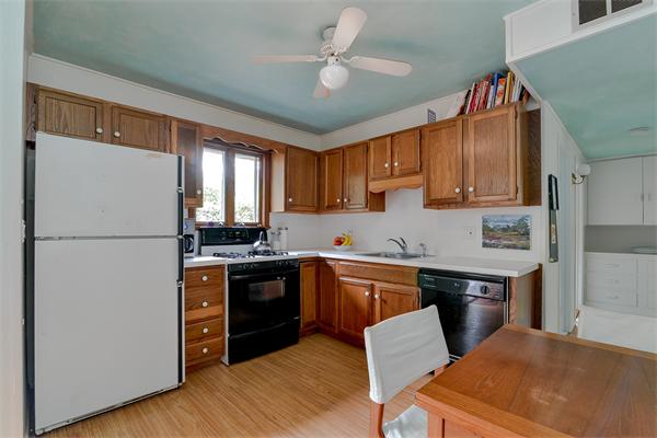 35 Curtis Road Natick, MA 01760 - Photo 9 of 26 Gallery Image 9