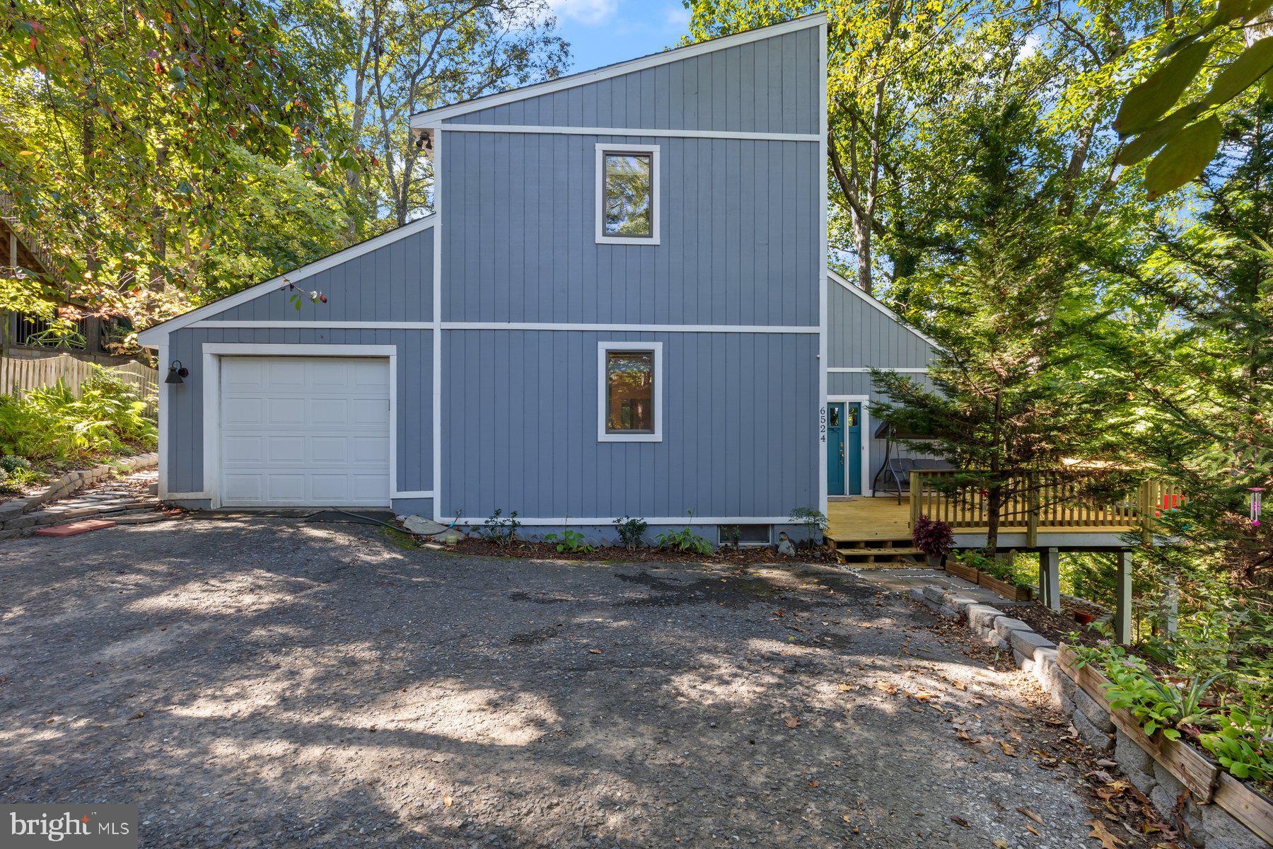 6524 Rimrock Road New Market, MD 21774 - Photo 5 of 59 Beautiful contemporary with seasonal lake view.