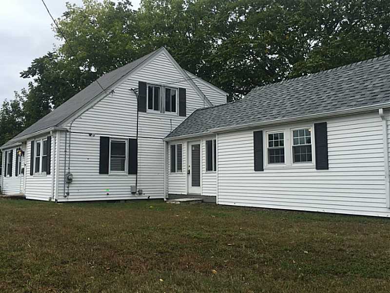 601 Post Road Warwick, RI 02888 - Photo 4 of 25 Exterior Front.