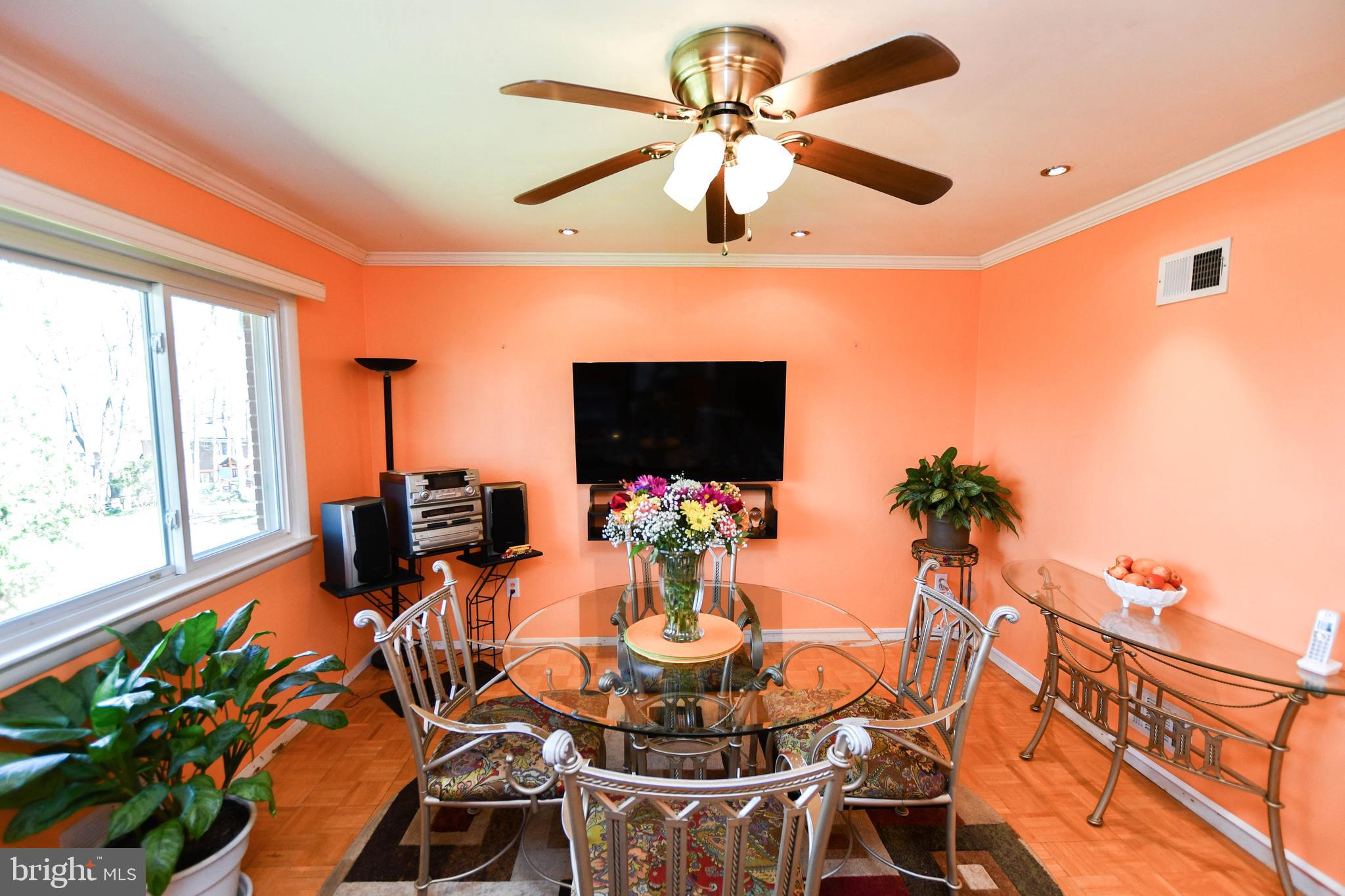 7110 Kempton Road Lanham, MD 20706 - Photo 9 of 27 Gallery Image 9