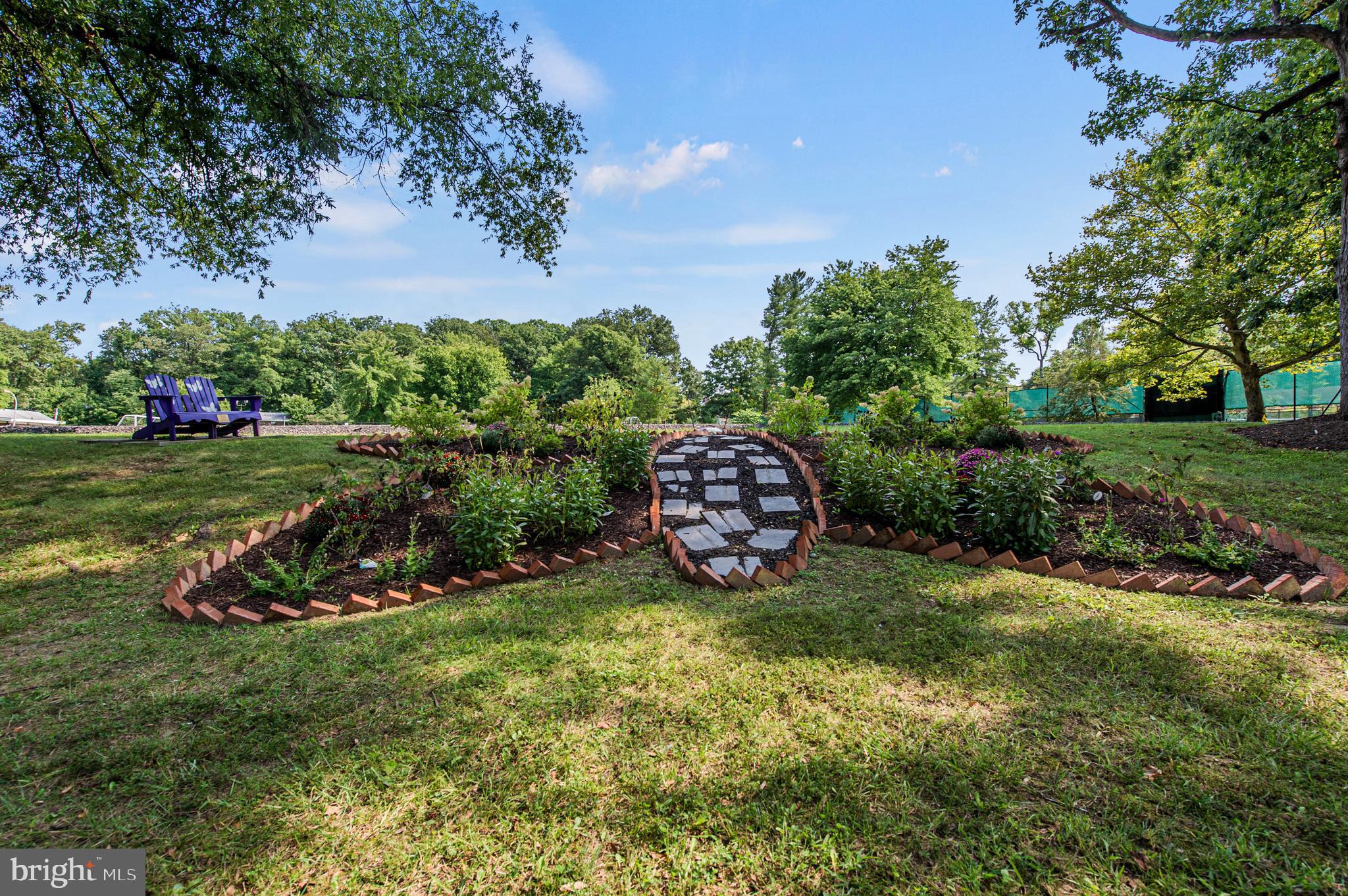 8708 Granite Lane Laurel, MD 20708 - Photo 48 of 52 Butterfly Garden
