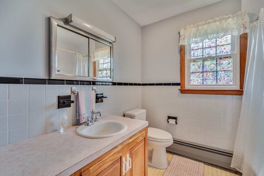 220 Lower Westfield Road Holyoke, MA 01040 - Photo 31 of 32 Gallery Image 31