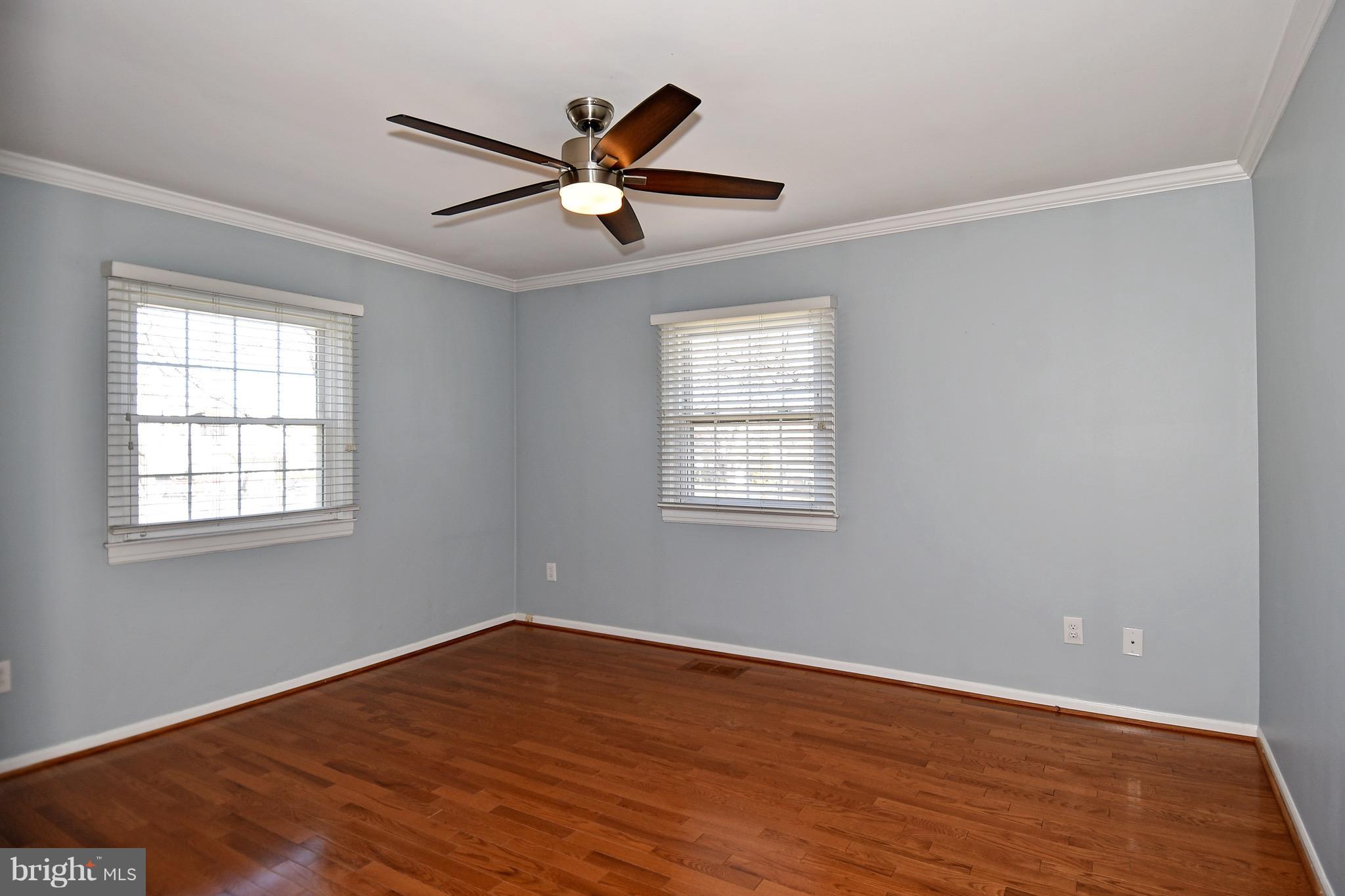 124 West Church Road Sterling, VA 20164 - Photo 17 of 25 Bedroom