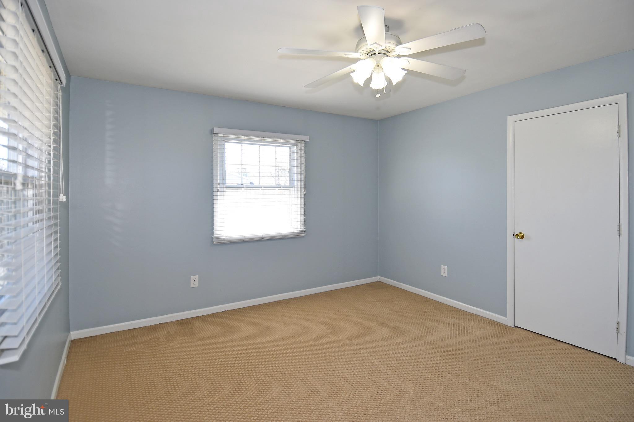 124 West Church Road Sterling, VA 20164 - Photo 19 of 25 Bedroom