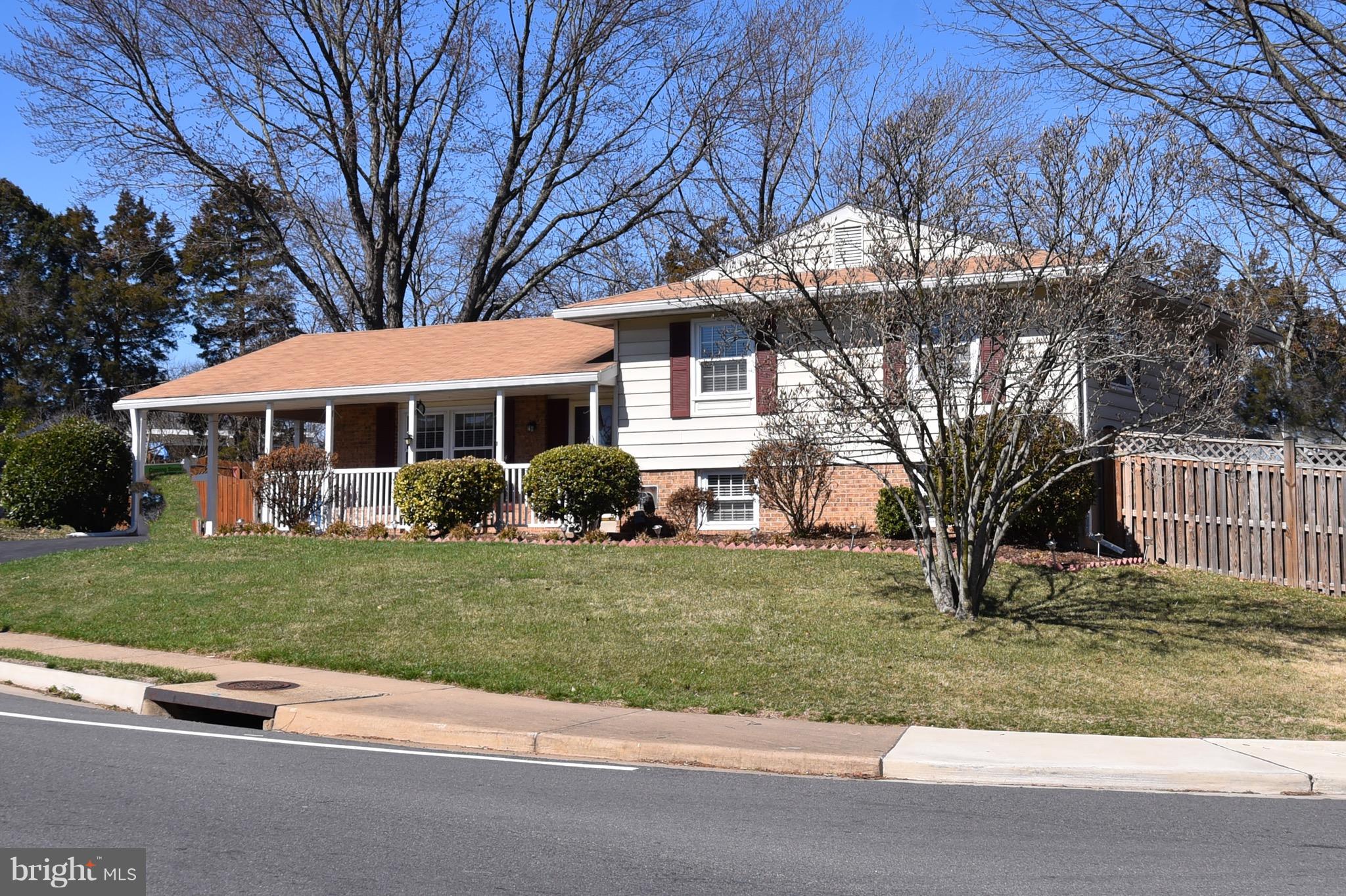 124 West Church Road Sterling, VA 20164 - Photo 2 of 25 Exterior (Front)