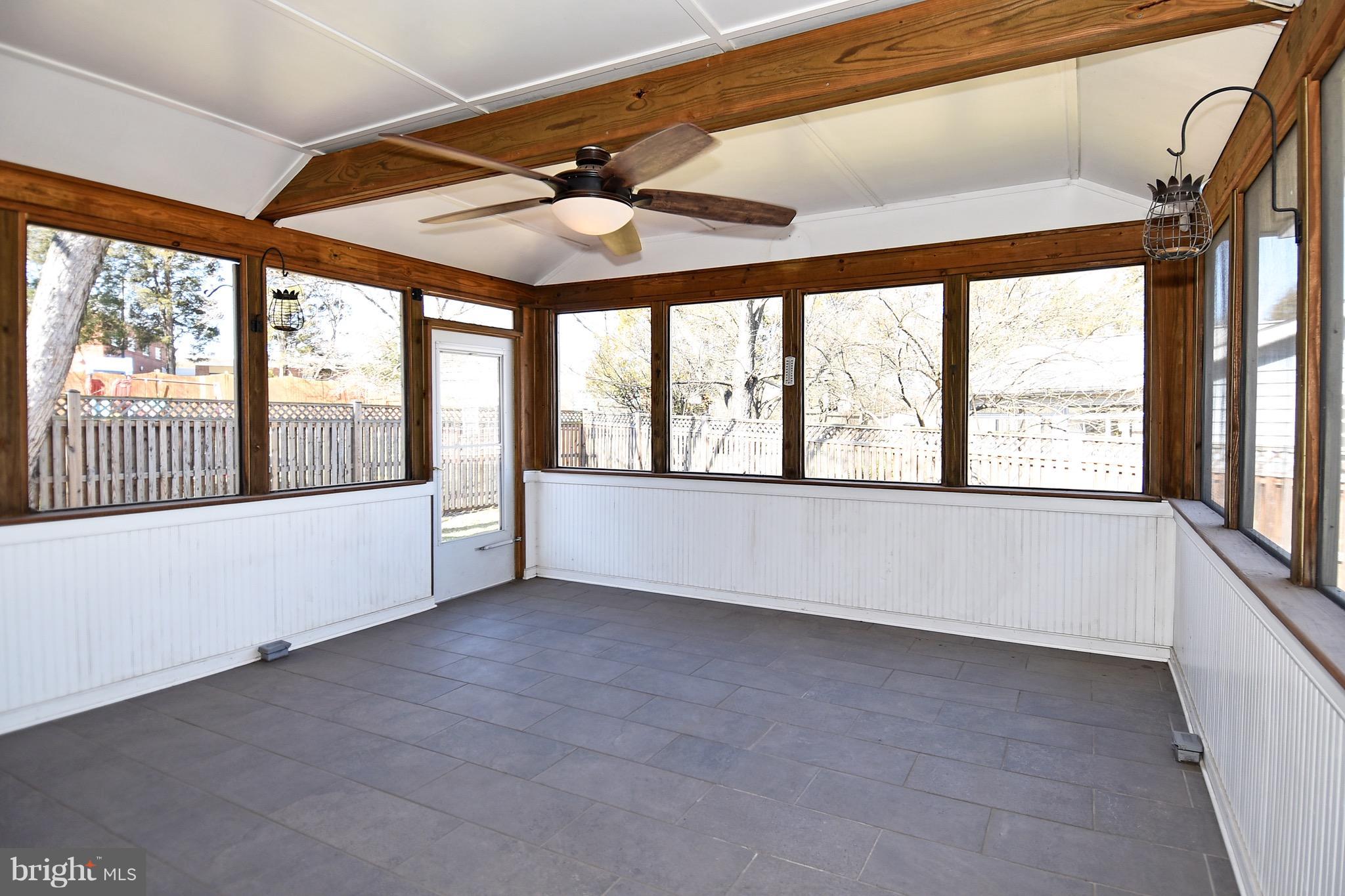 124 West Church Road Sterling, VA 20164 - Photo 23 of 25 Screened in back porch