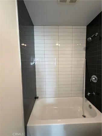 $3,750 | 1128 East 84th Place, Unit B, Los Angeles, CA 90001