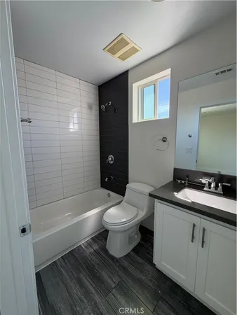 $3,750 | 1128 East 84th Place, Unit B, Los Angeles, CA 90001