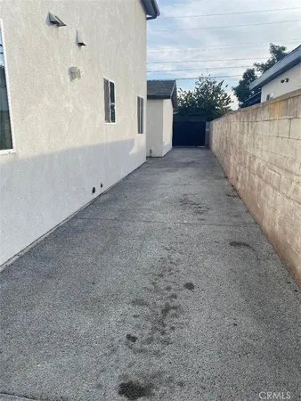 $3,750 | 1128 East 84th Place, Unit B, Los Angeles, CA 90001