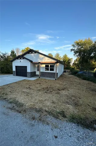 $212,500 | 614 Bryan Avenue, Paris, MO 65275