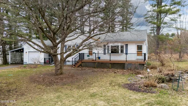 $289,500 | 2063 County Highway 107, Amsterdam, NY 12010
