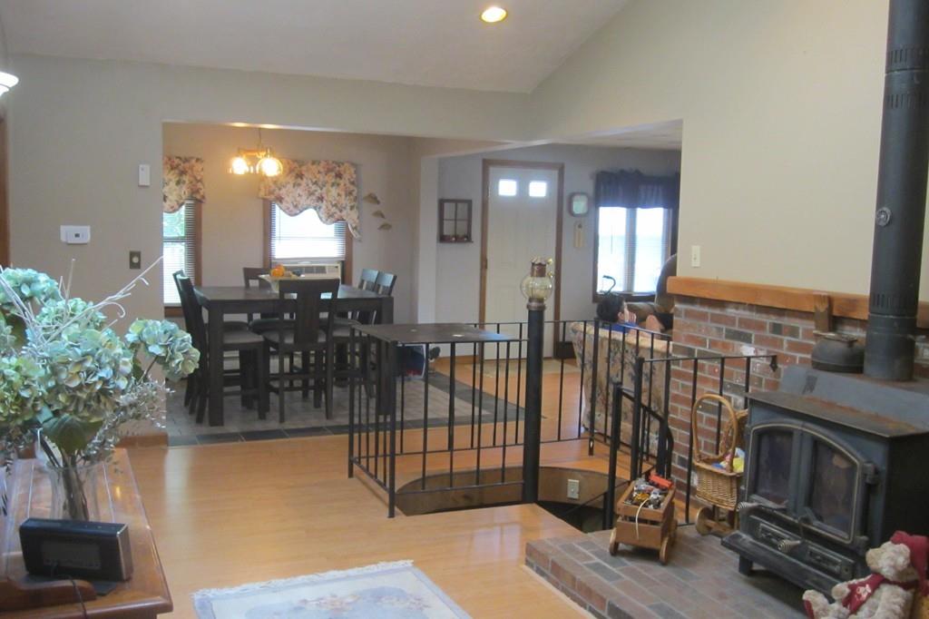 110 South Shore Road Webster, MA 01570 - Photo 11 of 30 Gallery Image 11