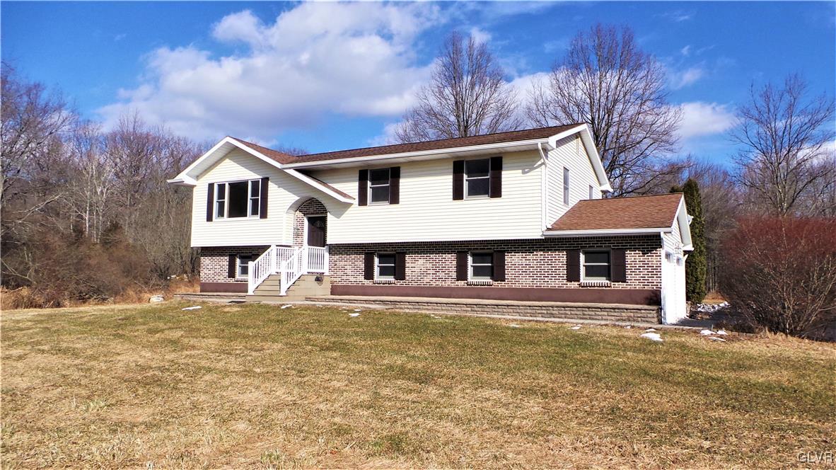 1086 Smith Gap Road Bath, PA 18014 - Photo 1 of 21 Gallery Image 1