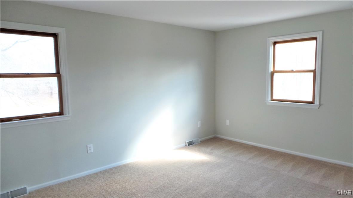 1086 Smith Gap Road Bath, PA 18014 - Photo 14 of 21 Gallery Image 14