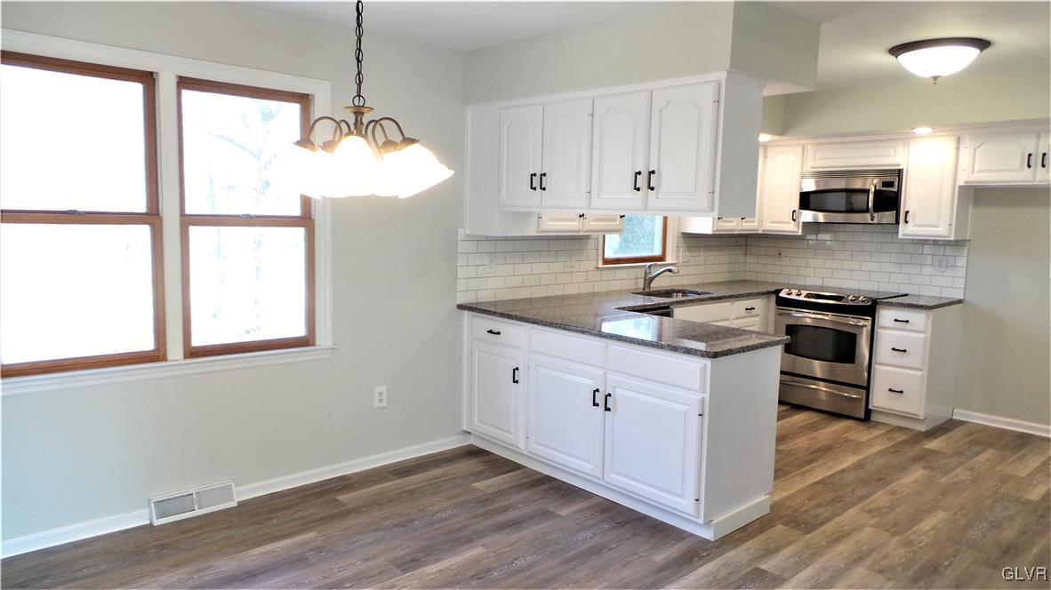 1086 Smith Gap Road Bath, PA 18014 - Photo 6 of 21 Gallery Image 6