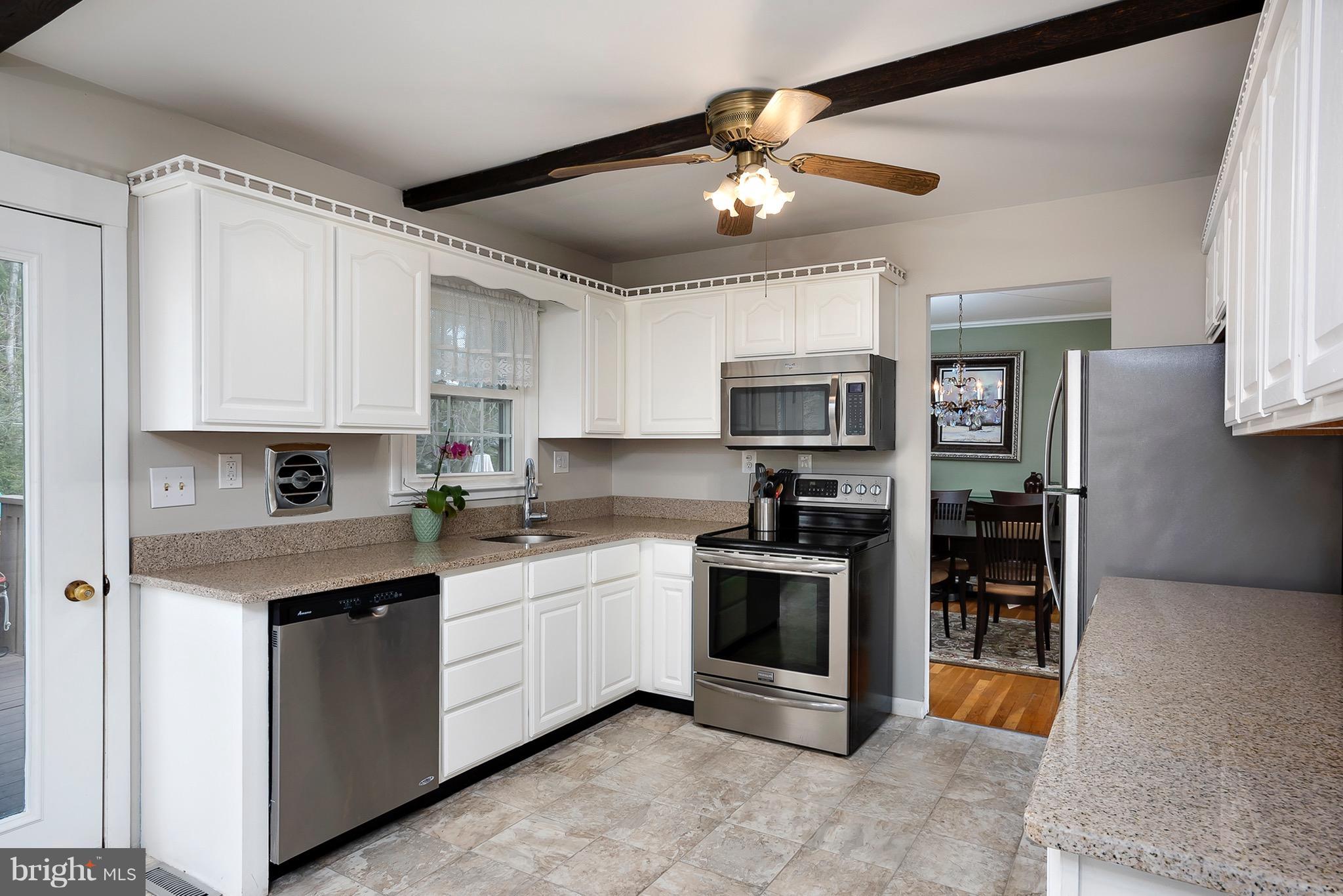 2825 Southview Road Ellicott City, MD 21042 - Photo 2 of 27 Kitchen