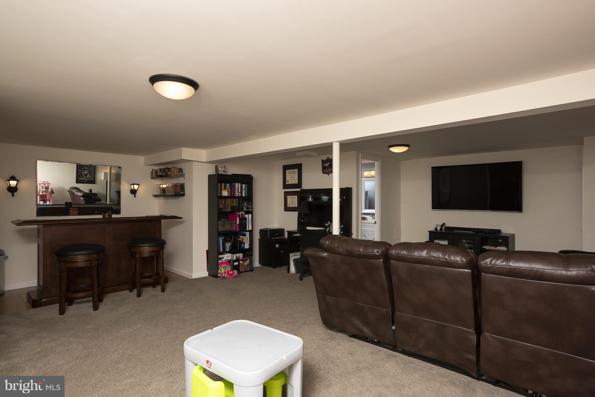 2825 Southview Road Ellicott City, MD 21042 - Photo 16 of 27 Family Room