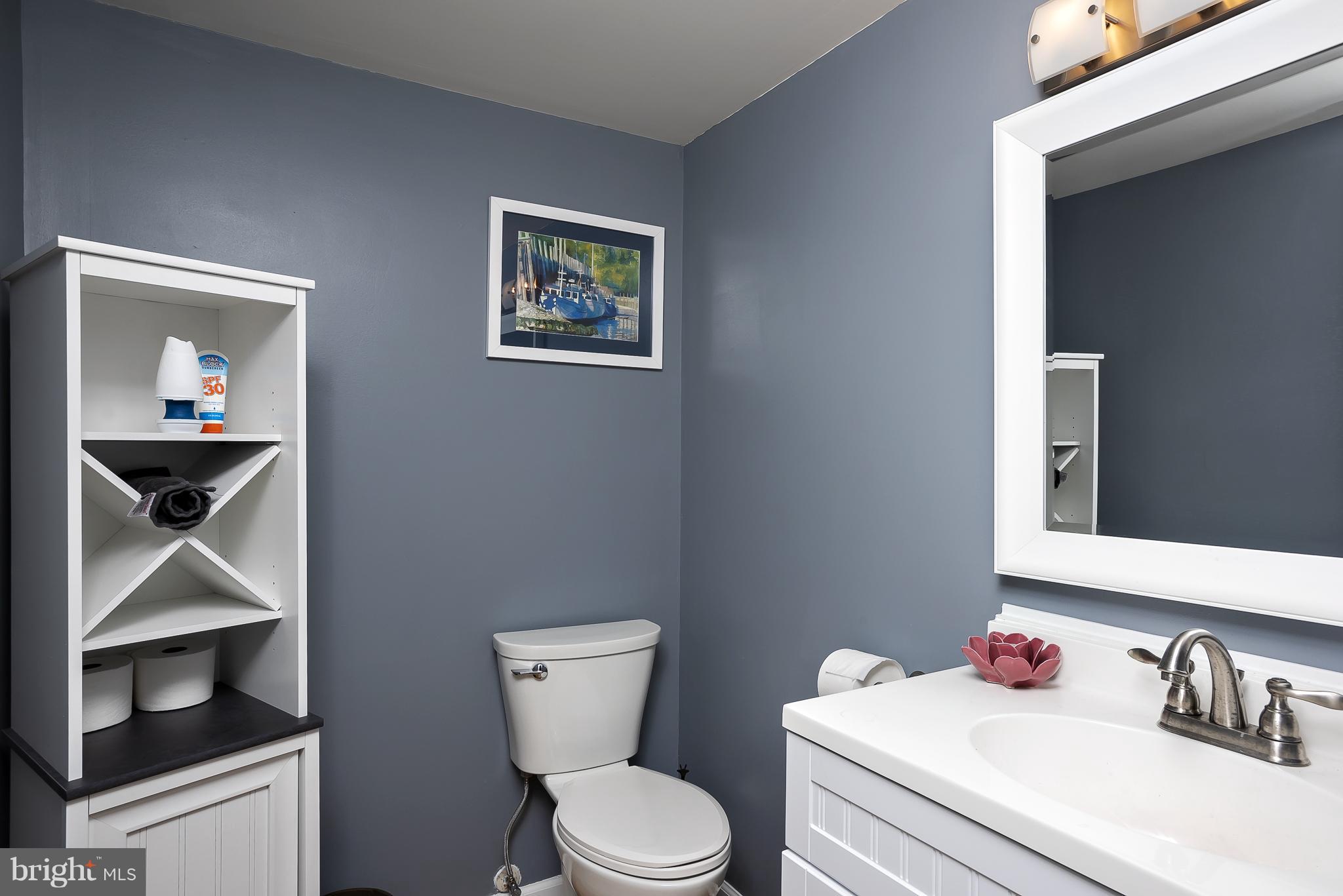 2825 Southview Road Ellicott City, MD 21042 - Photo 19 of 27 Bath