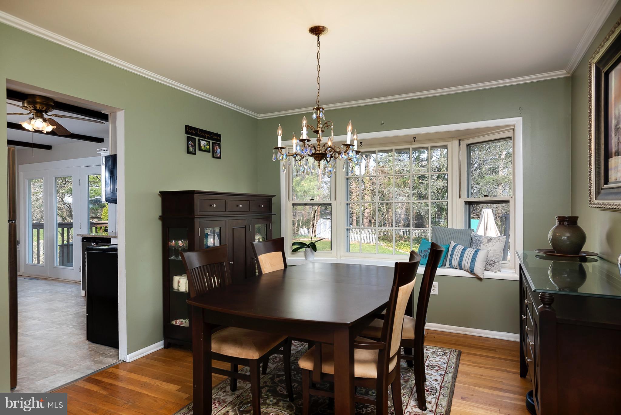 2825 Southview Road Ellicott City, MD 21042 - Photo 7 of 27 Dining Room