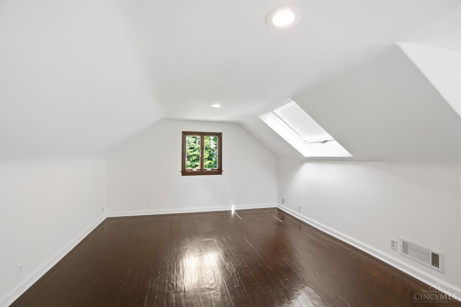 7767 Shawnee Run Road Cincinnati, OH 45243 - Photo 31 of 63