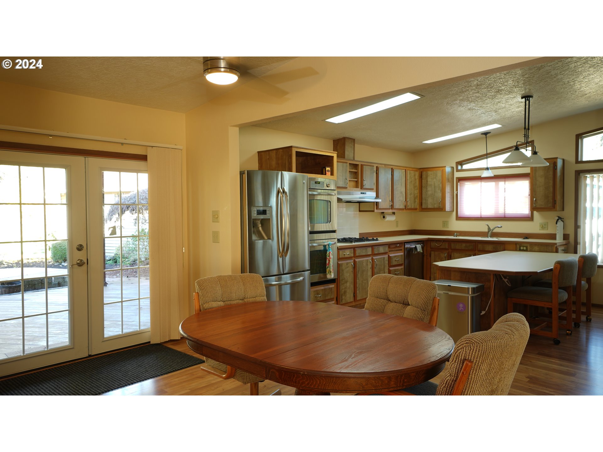 34759 Devonshire Drive Eugene, OR 97405 - Photo 15 of 44