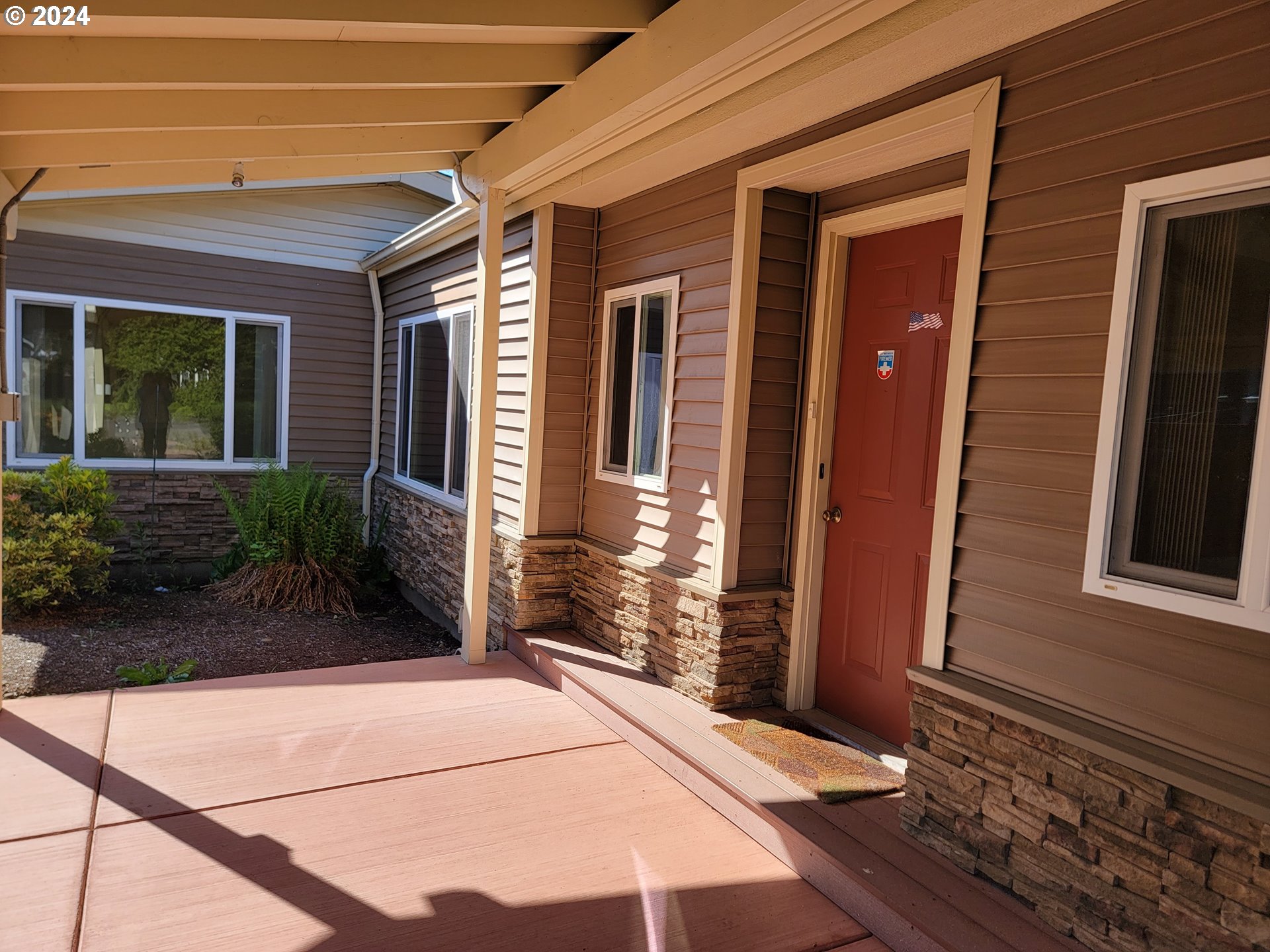 34759 Devonshire Drive Eugene, OR 97405 - Photo 10 of 44