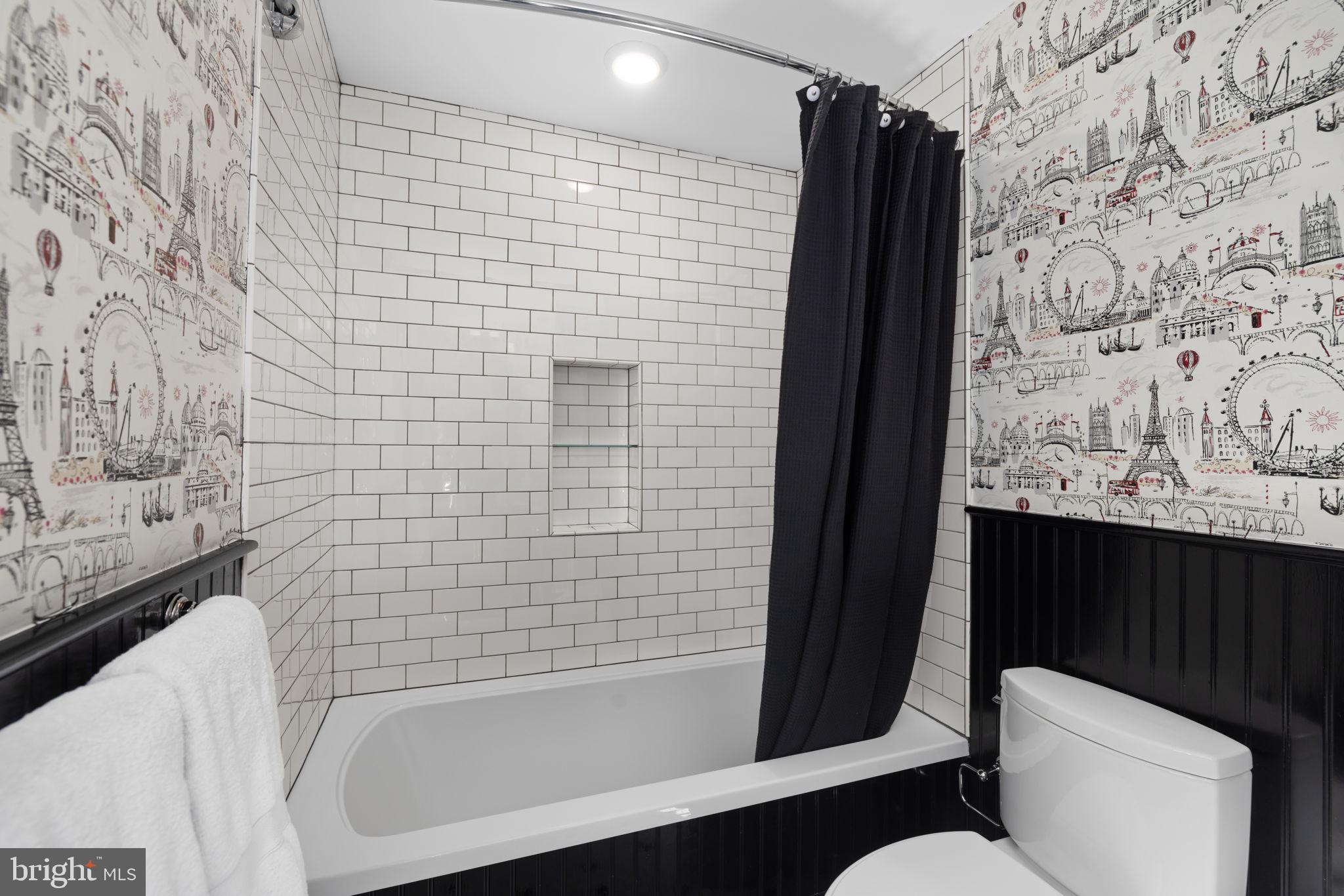 1436 S Street Northwest Washington, DC 20009 - Photo 26 of 45 2nd Fl Hall Bath